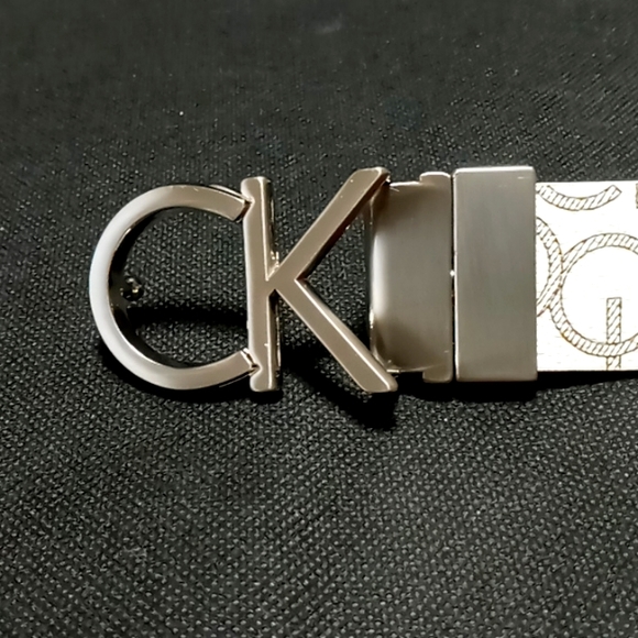 Calvin Klein Reversible Monogram Belt - Picture 2 of 7